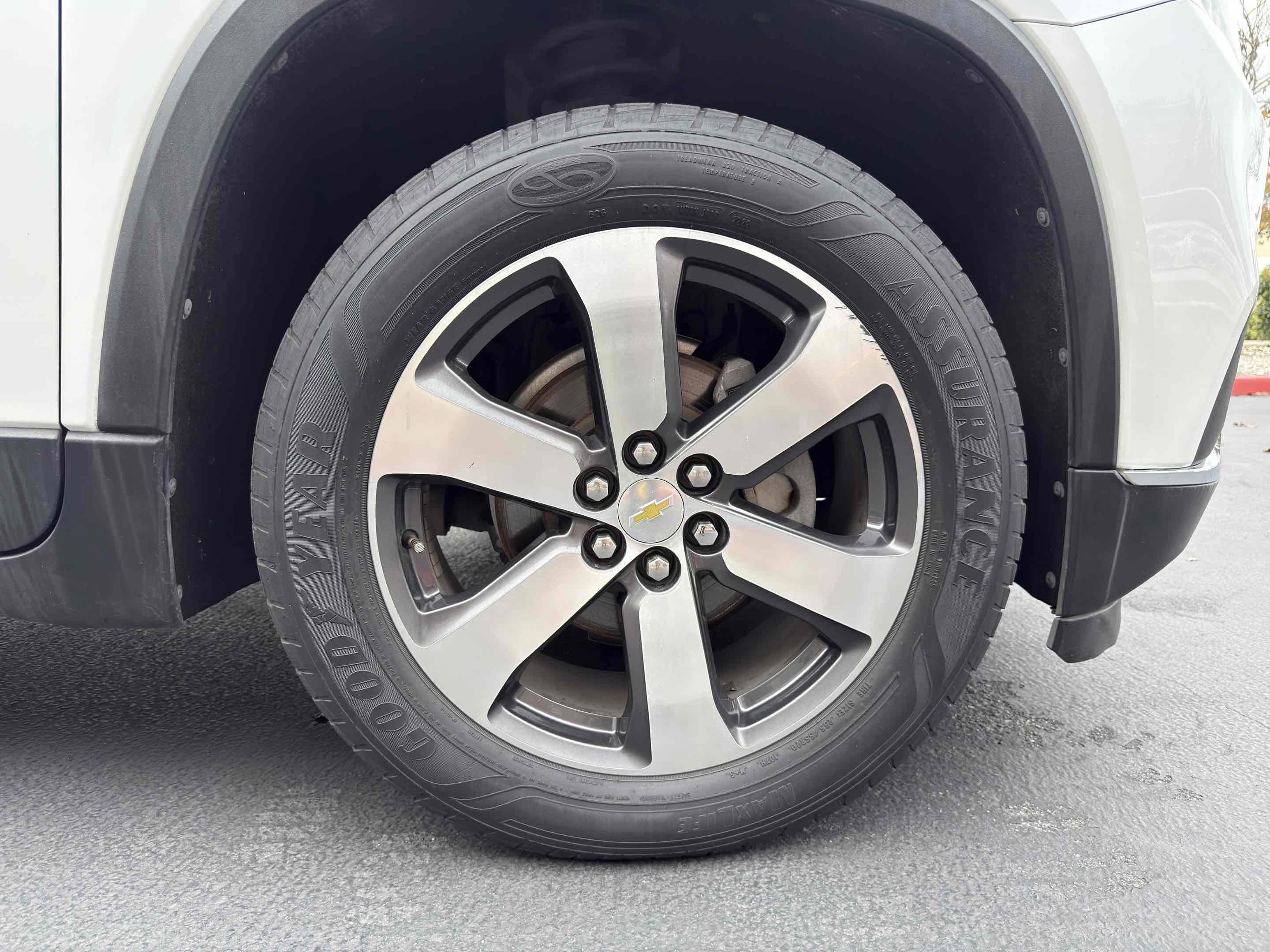 Used 2019 Chevrolet Traverse LT w/ LT Premium Package image 15