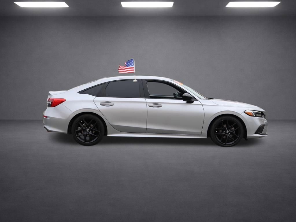 Used 2023 Honda Civic Sport image 3