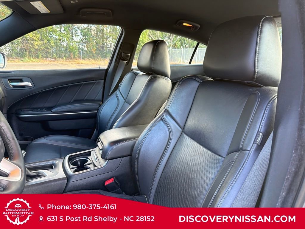Used 2017 Dodge Charger R/T w/ Plus Group image 15