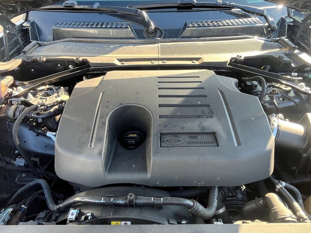 Used 2023 Land Rover Defender 110 SE image 48