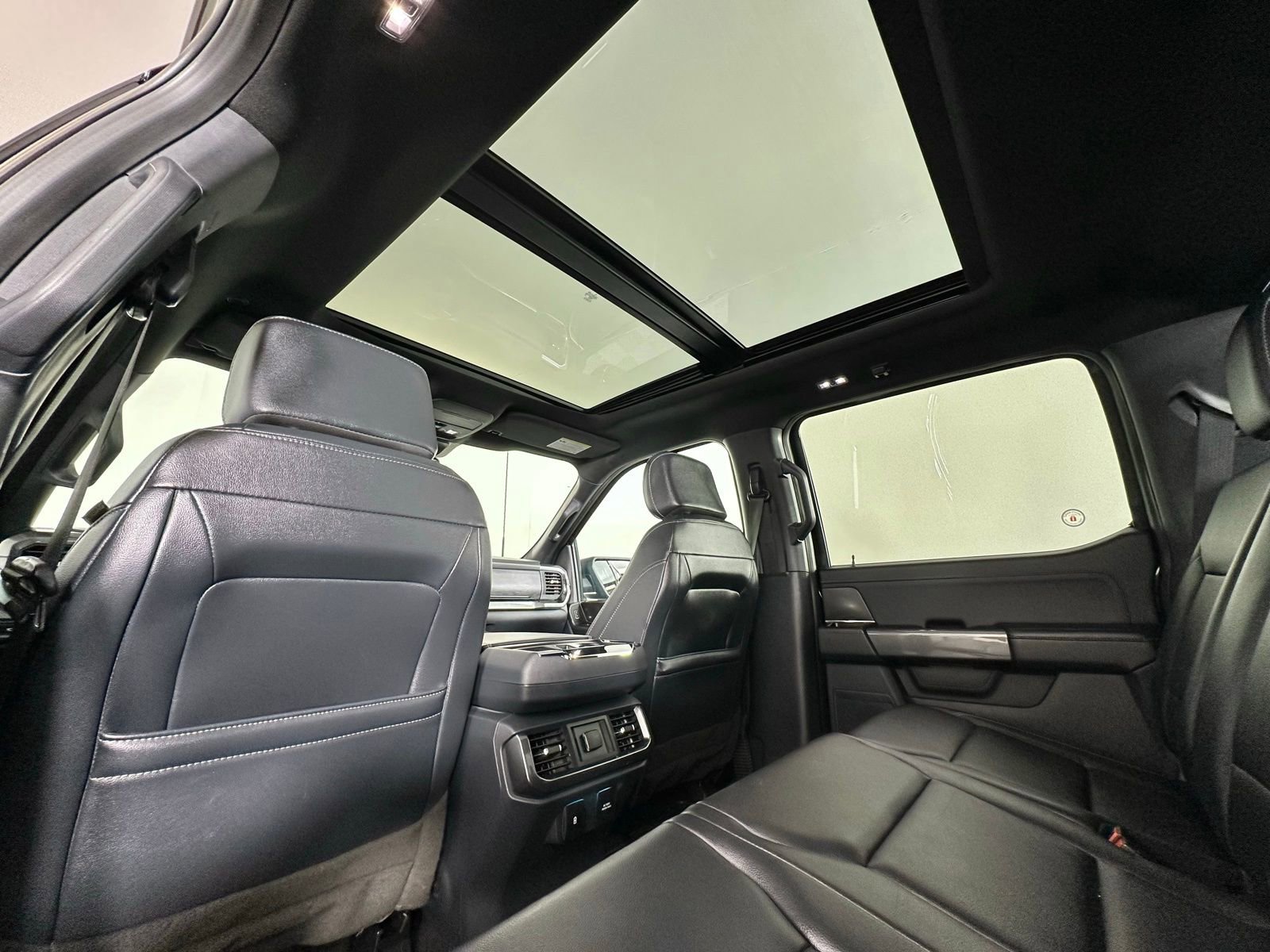 Used 2023 Ford F150 XLT w/ Equipment Group 302A High image 21