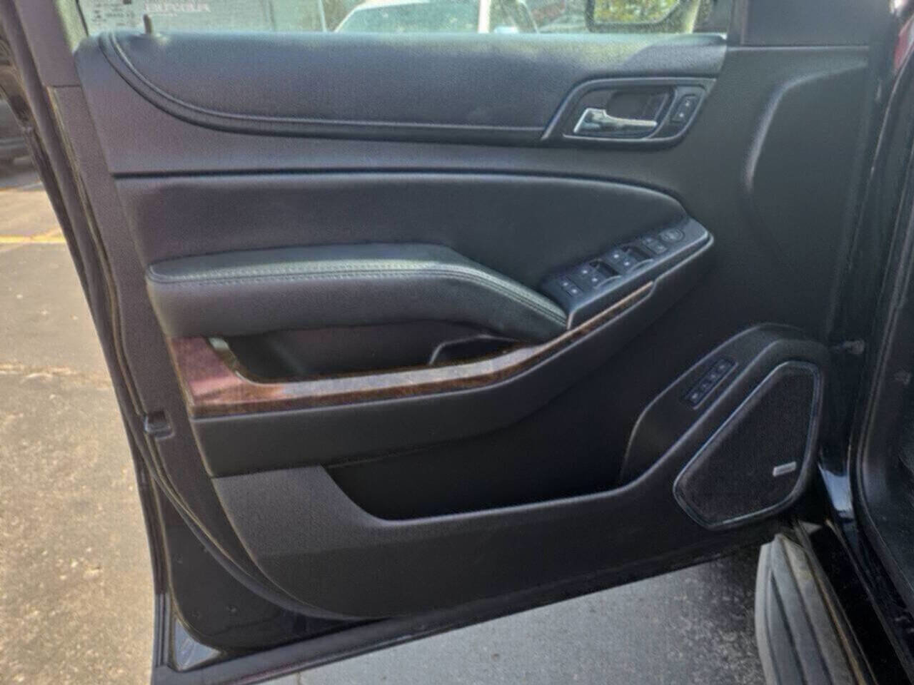 Used 2017 Chevrolet Tahoe LT AWD/4WD image 11