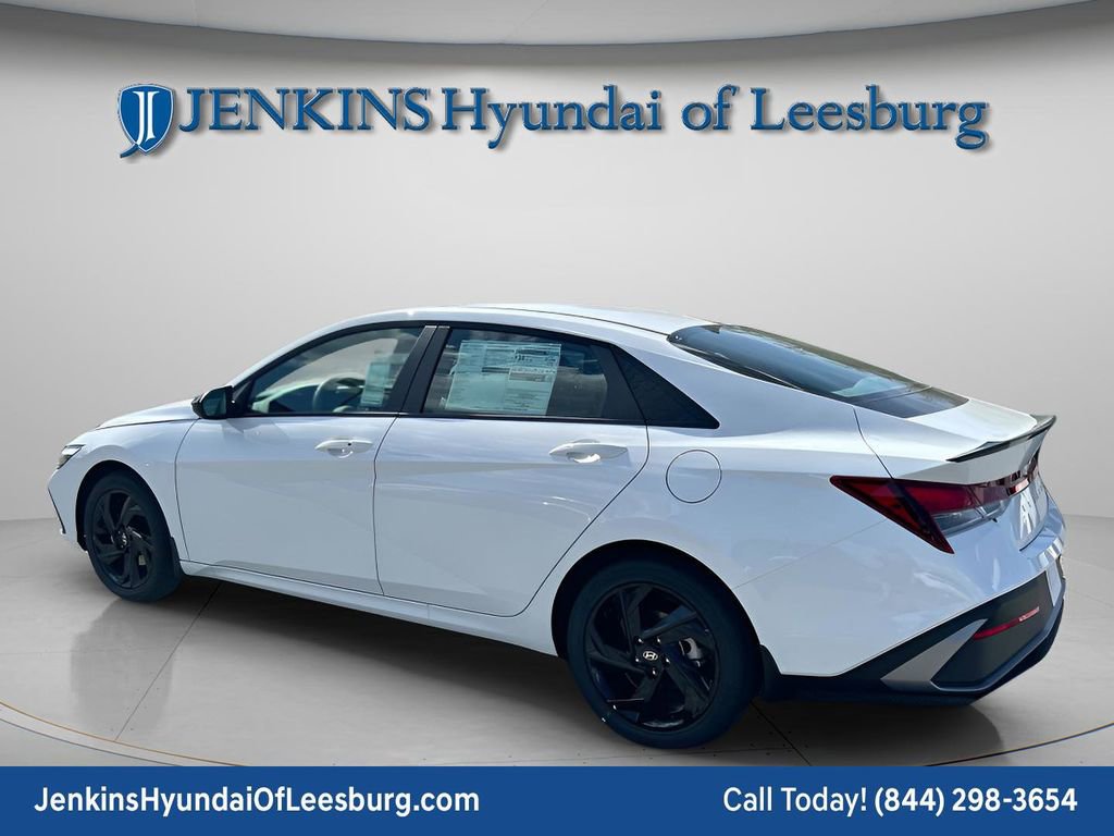 New 2026 Hyundai Elantra Sport FWD image 7