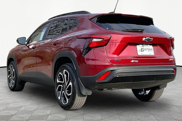 Used 2025 Chevrolet Trax RS w/ Driver Confidence Package image 4