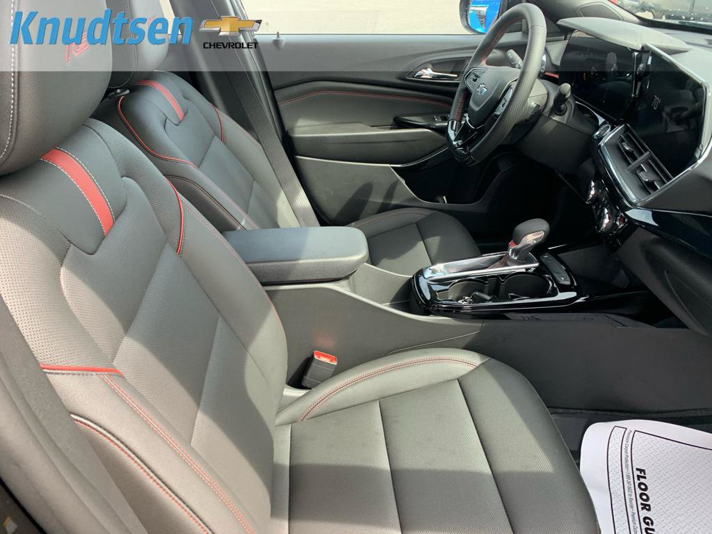 New 2026 Chevrolet Trax RS w/ Driver Confidence Package FWD image 11