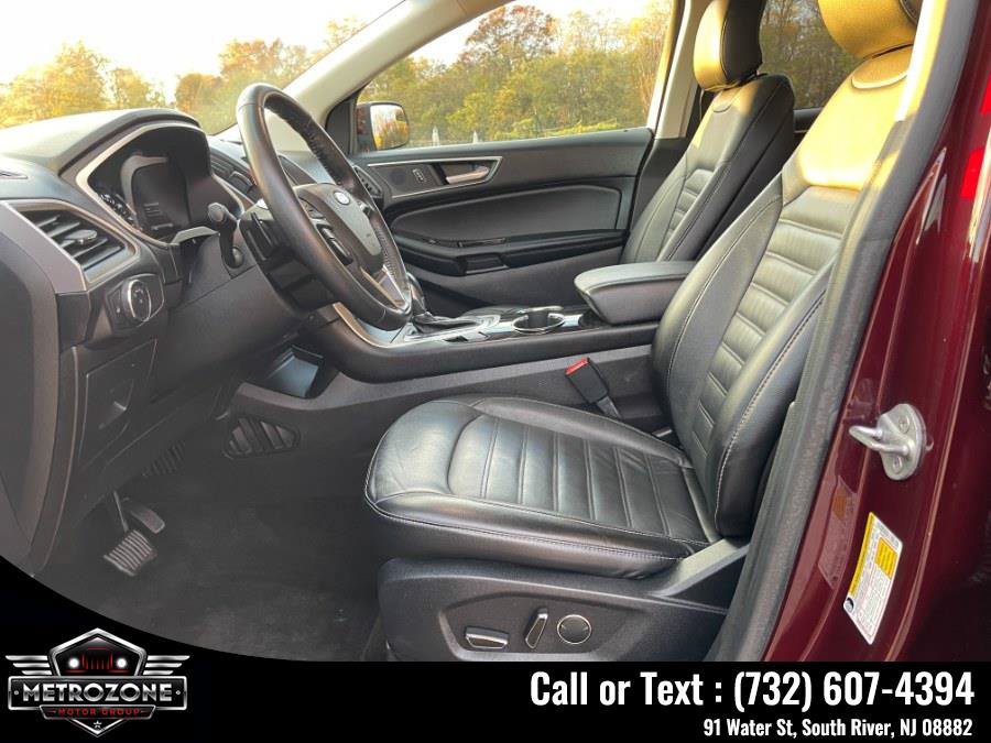 Used 2017 Ford Edge SEL w/ Equipment Group 201A AWD/4WD image 19