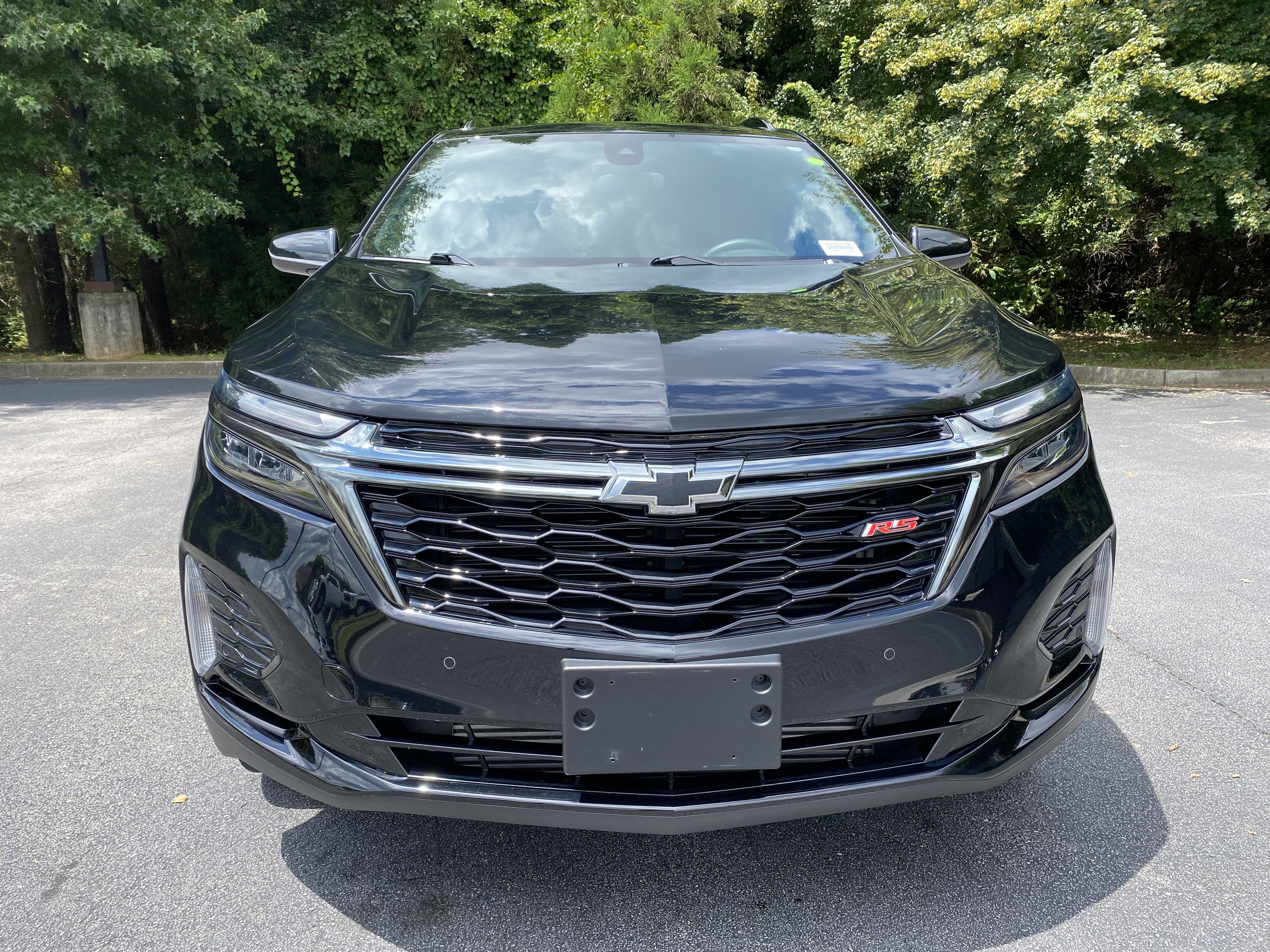 Used 2023 Chevrolet Equinox RS AWD/4WD image 3