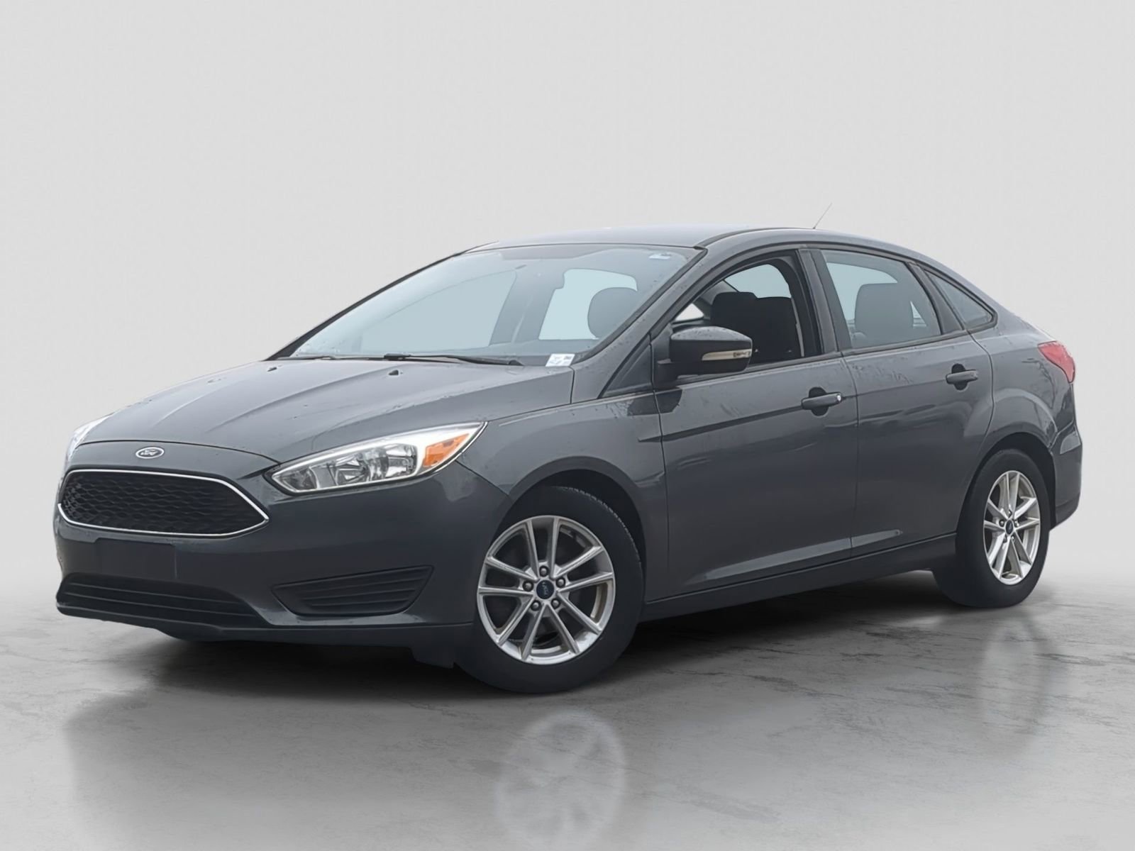 Used 2017 Ford Focus SE image 1
