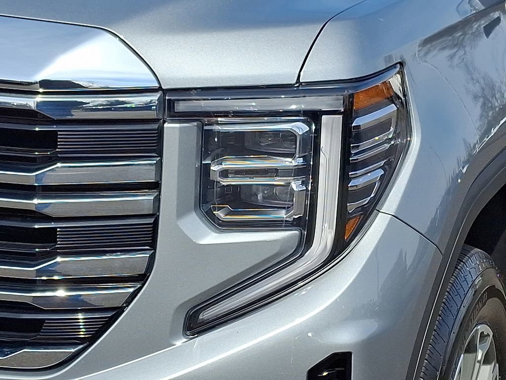 Used 2024 GMC Sierra 1500 SLT image 10