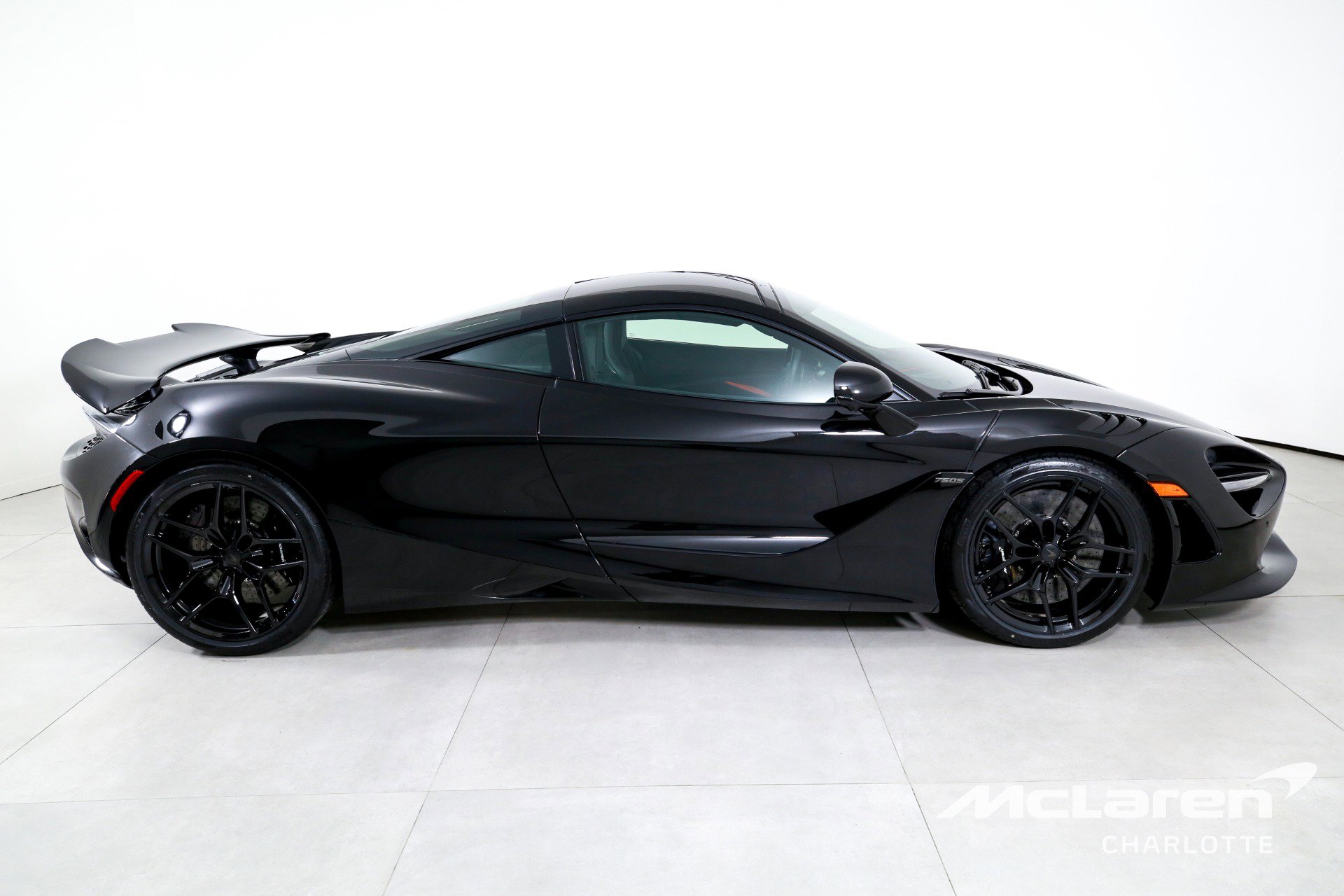 New 2025 McLaren 750S image 10