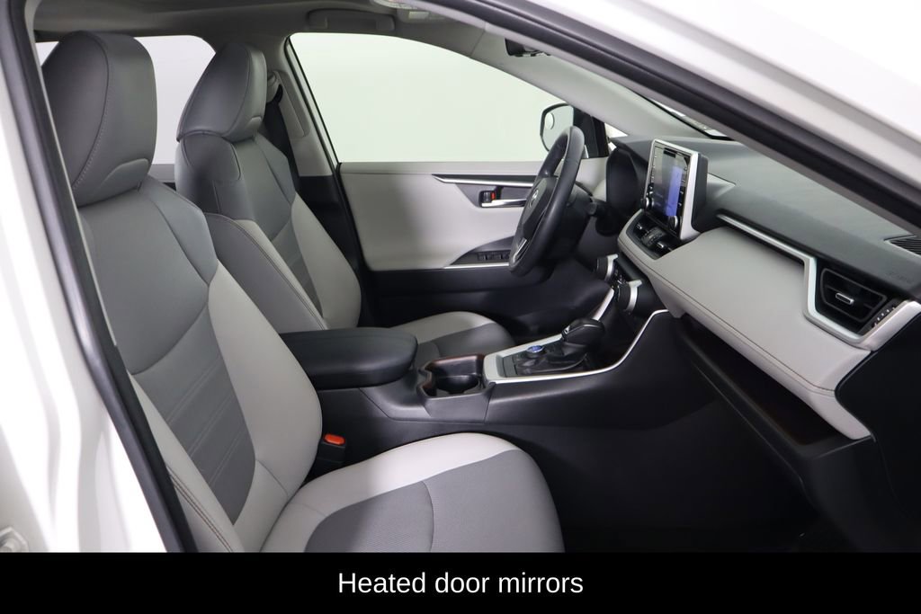 Used 2019 Toyota RAV4 Limited w/ Cold Weather Package image 18