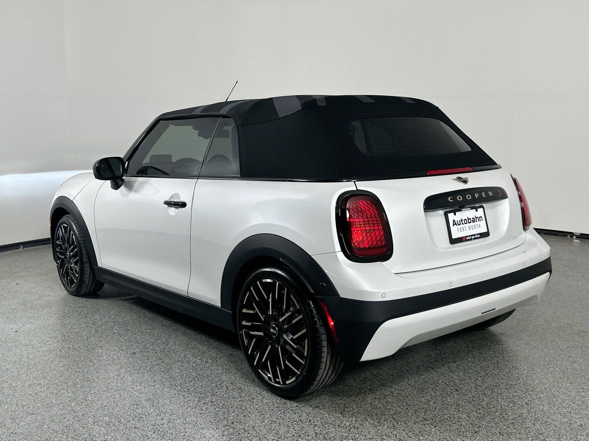 New 2026 MINI Cooper S image 7