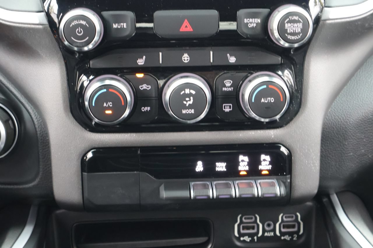 Used 2020 RAM 1500 Big Horn AWD/4WD image 25