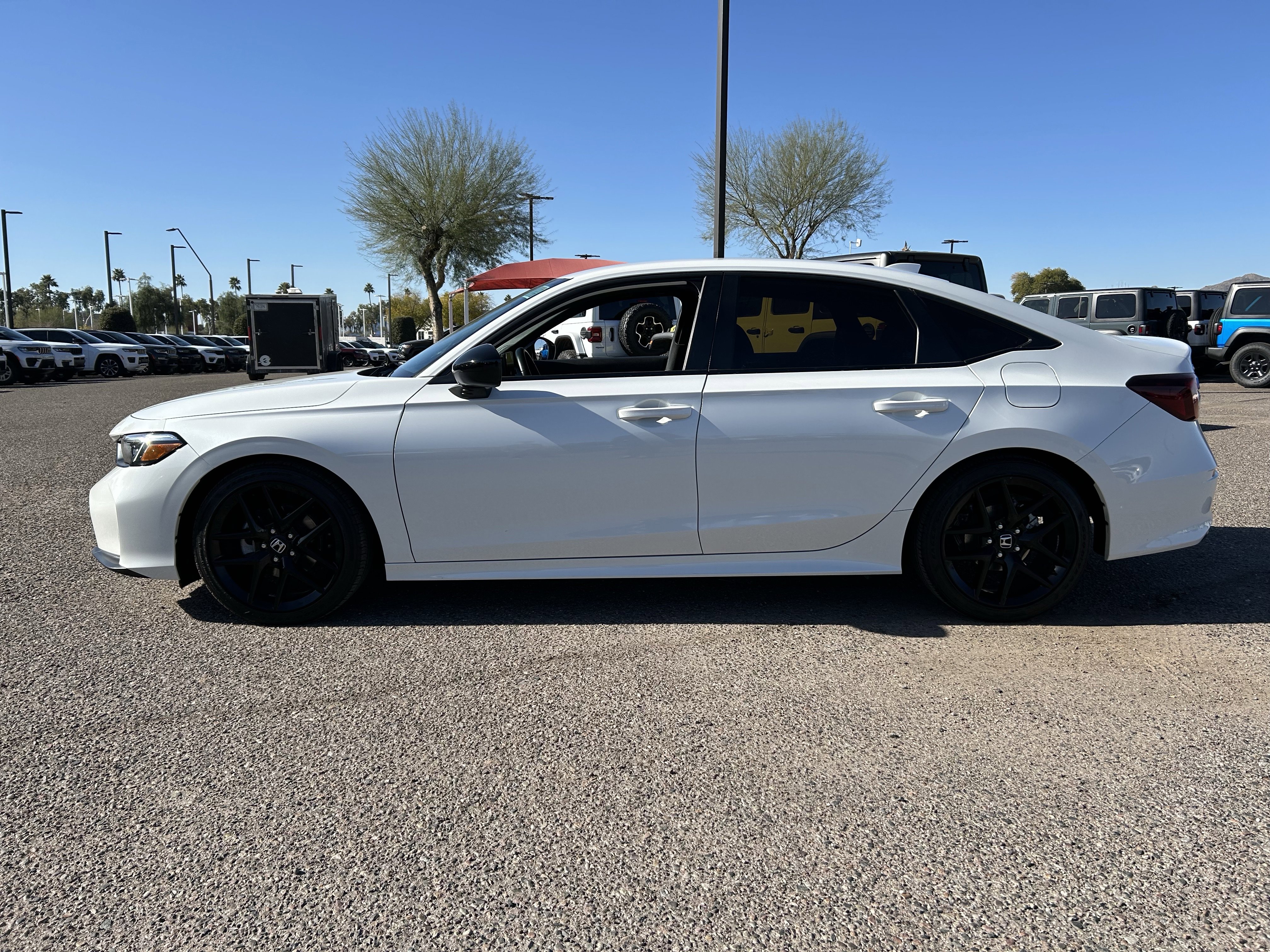 Used 2025 Honda Civic Sport image 3