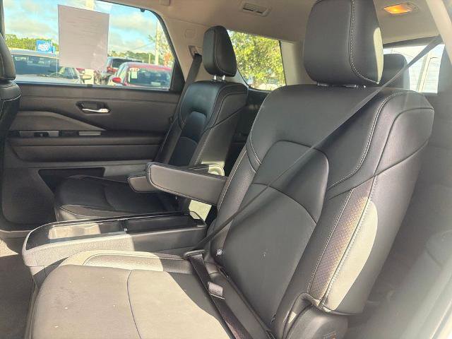 Certified 2024 Nissan Pathfinder SL w/ SL Premium Package image 25