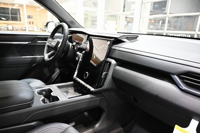 New 2026 GMC Acadia Elevation w/ Elevation Premium Package image 14