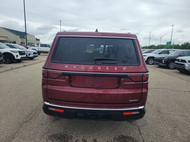 Used 2024 Jeep Wagoneer L Series II w/ Flexible Seating Group AWD/4WD image 25