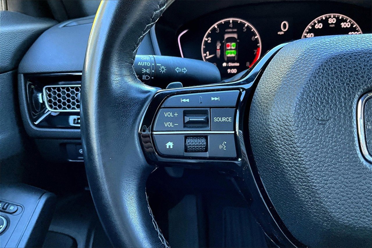 Used 2023 Honda Civic Sport image 25