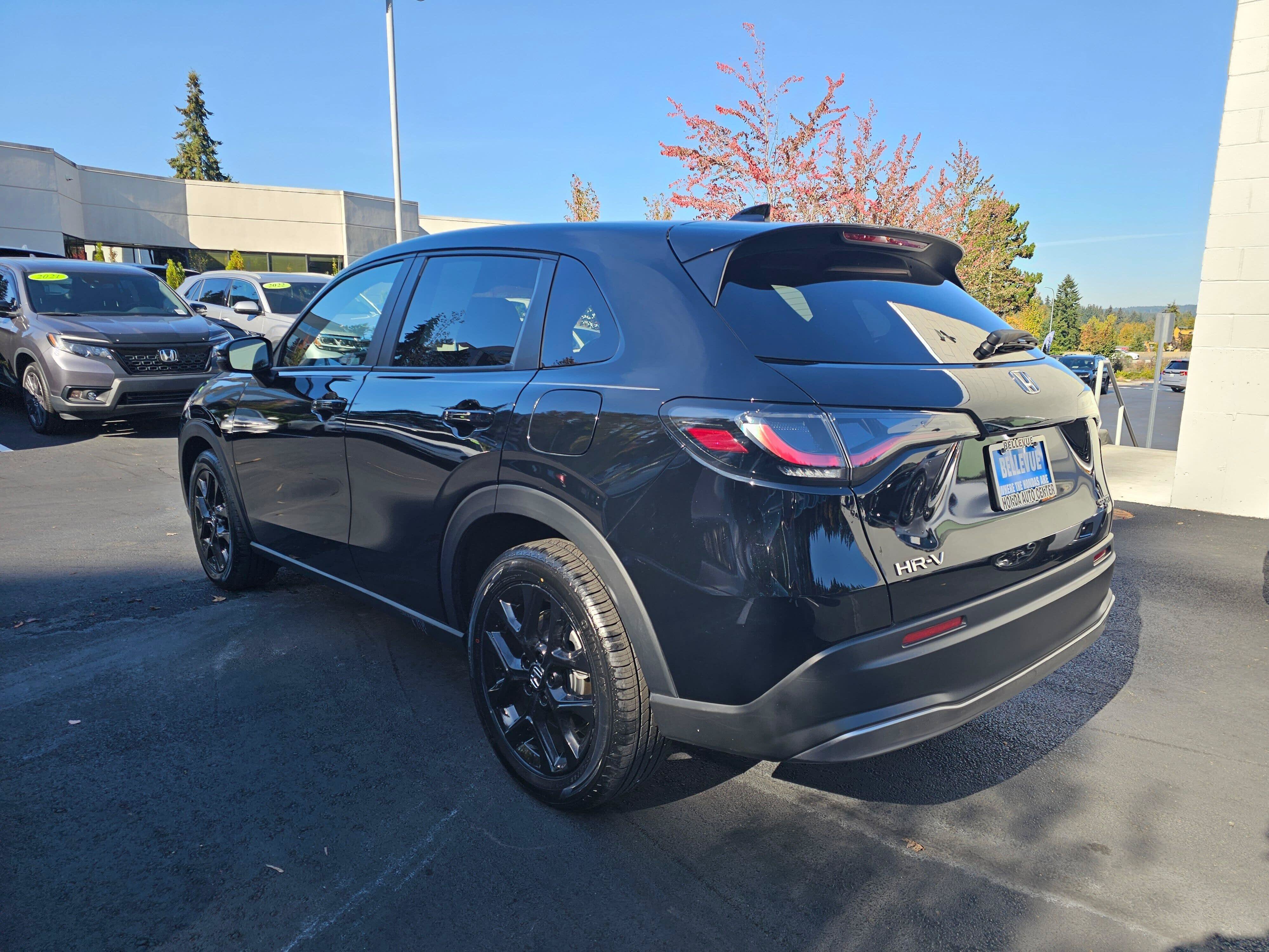 Used 2024 Honda HR-V Sport image 5