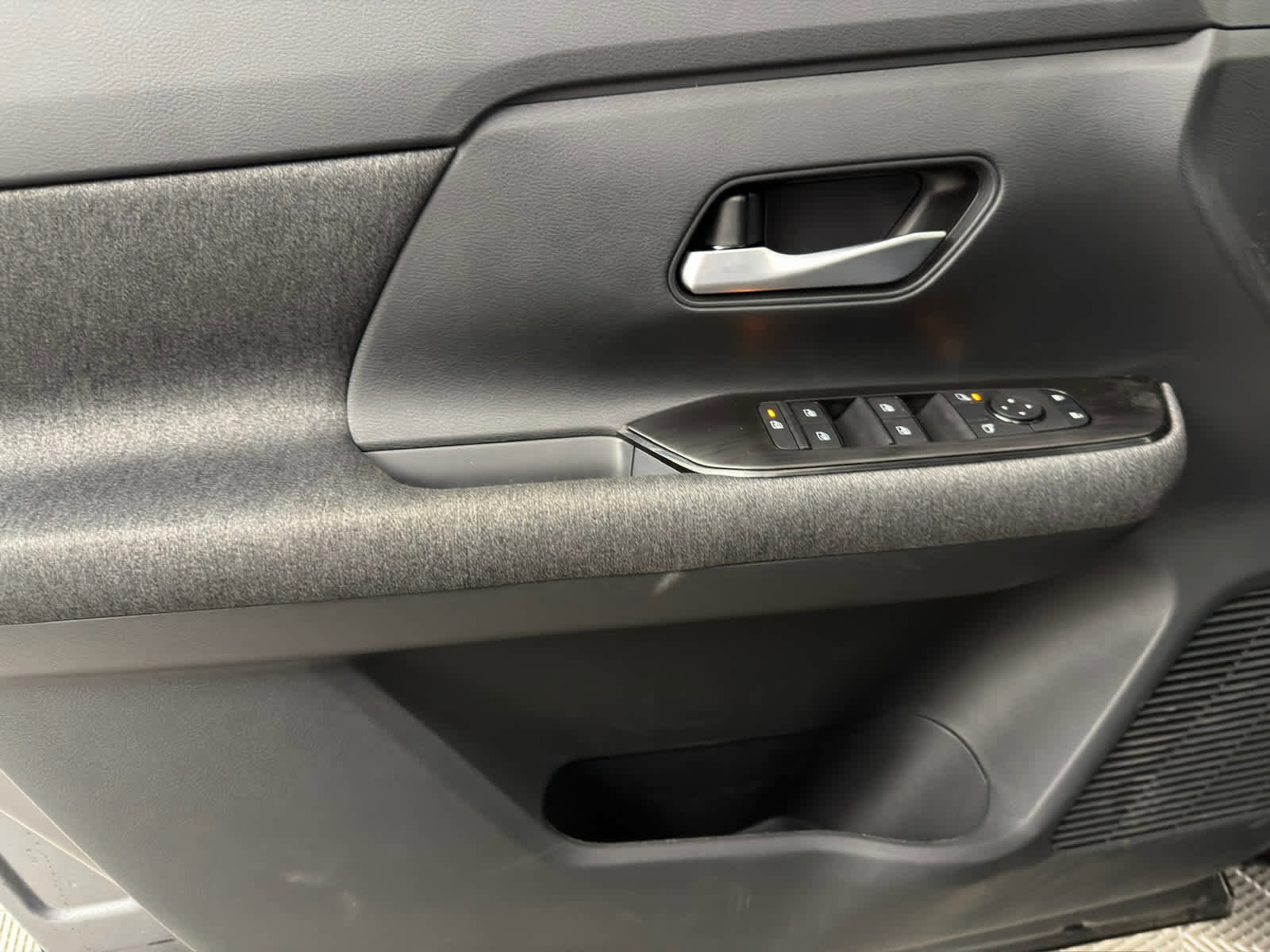 New 2026 Nissan Kicks SV w/ Cold Weather Package image 22