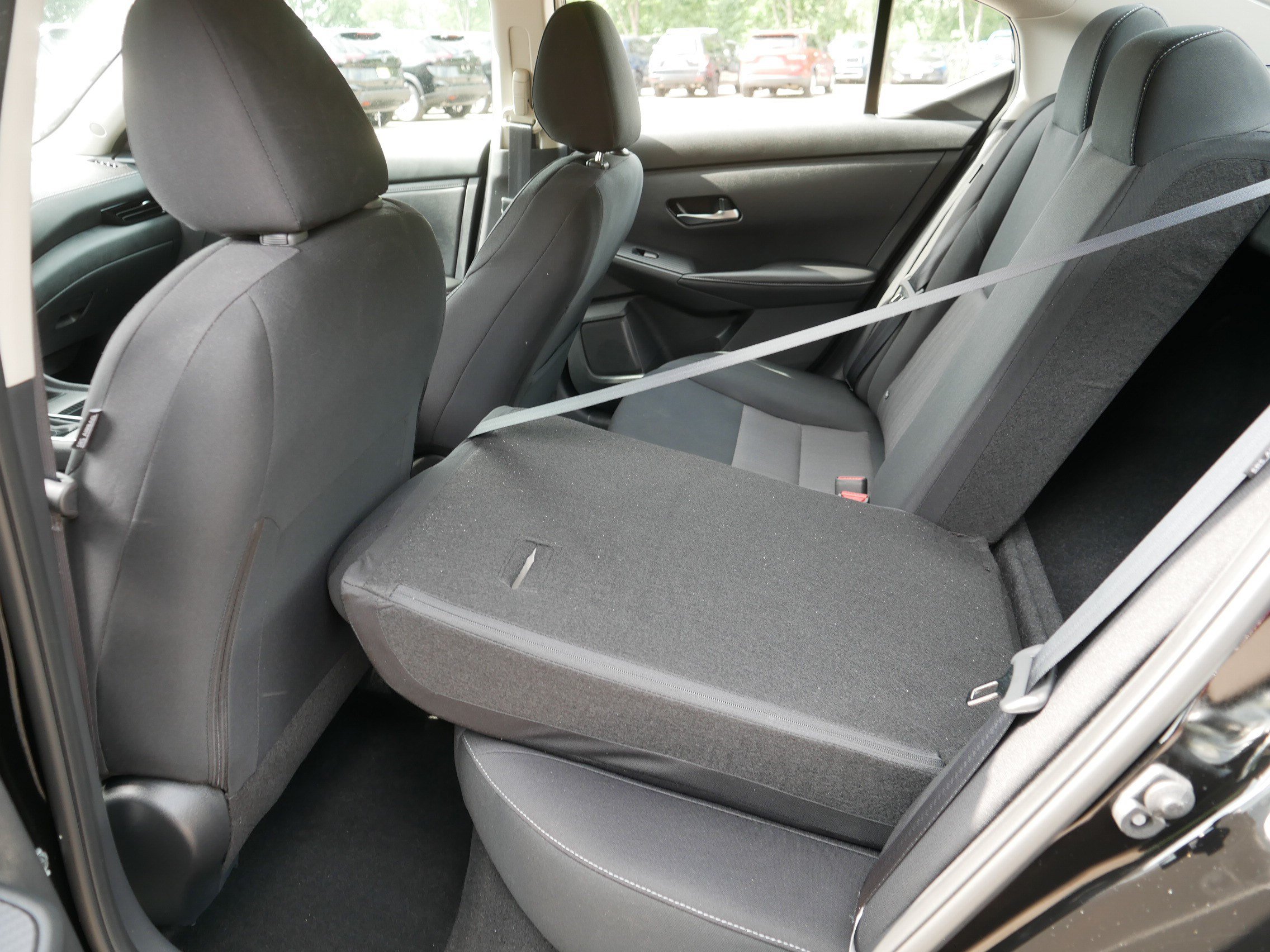Certified 2023 Nissan Sentra SV FWD image 35