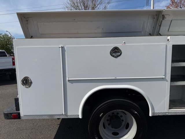 Used 2021 Ford F550 4x4 Crew Cab Super Duty image 41