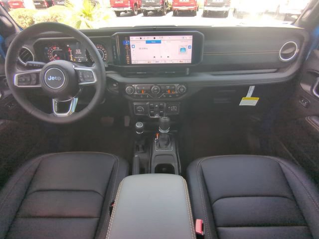 New 2026 Jeep Wrangler Unlimited Sahara AWD/4WD image 17