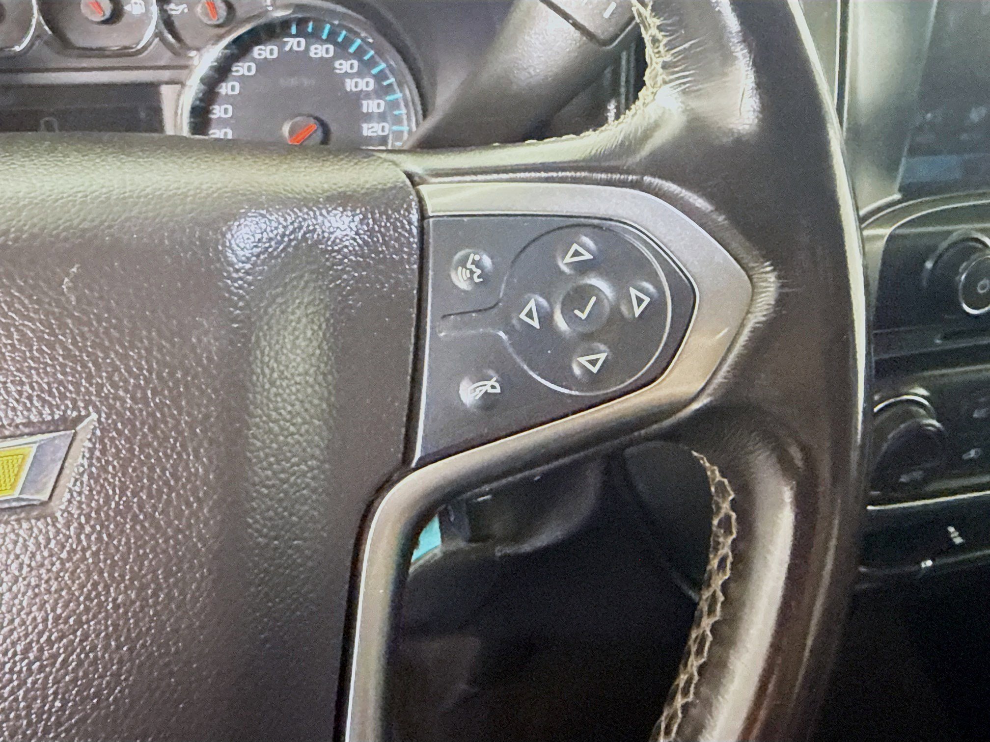 Used 2018 Chevrolet Silverado 1500 LT w/ All Star Edition image 15