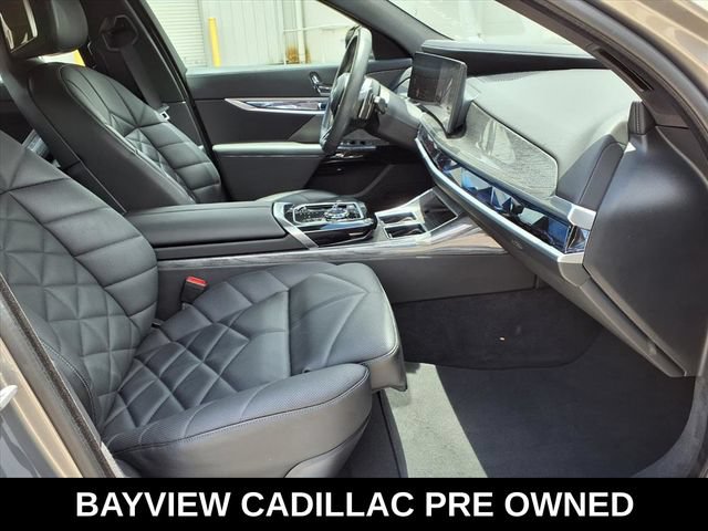 Used 2023 BMW 740i RWD image 10
