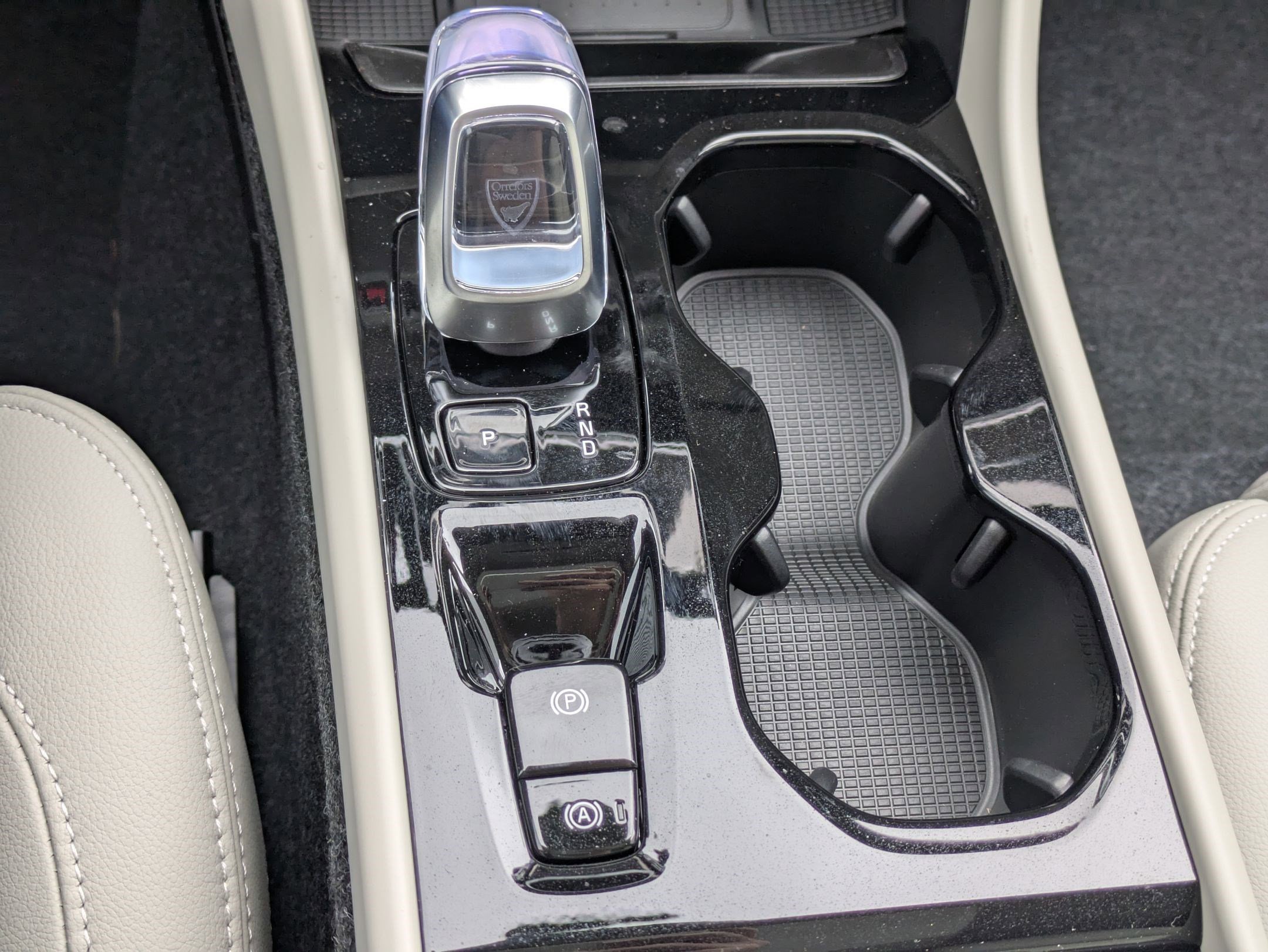 New 2026 Volvo XC40 B5 Plus w/ Protection Package Premier image 14