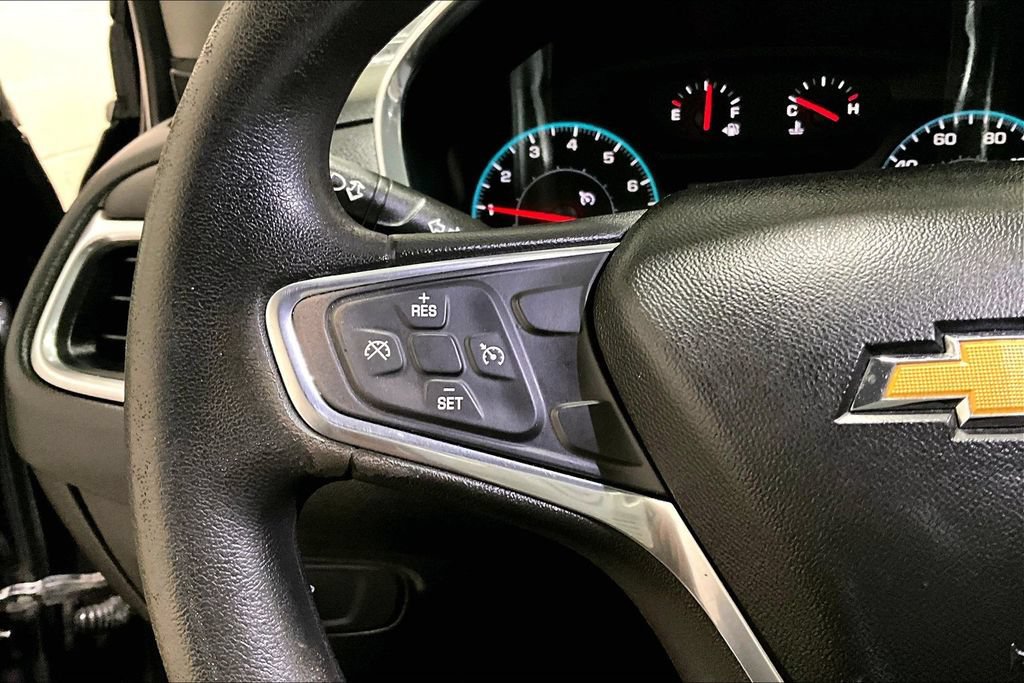 Used 2018 Chevrolet Equinox LT AWD/4WD image 11