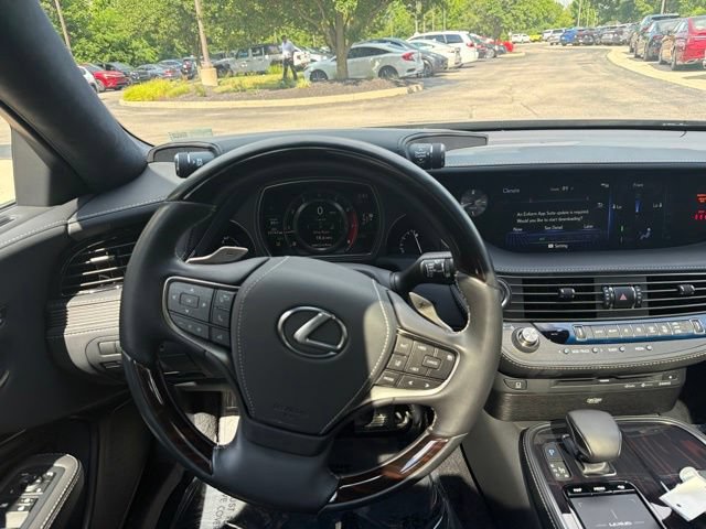 Used 2018 Lexus LS 500 AWD w/ Interior Upgrade Package image 15