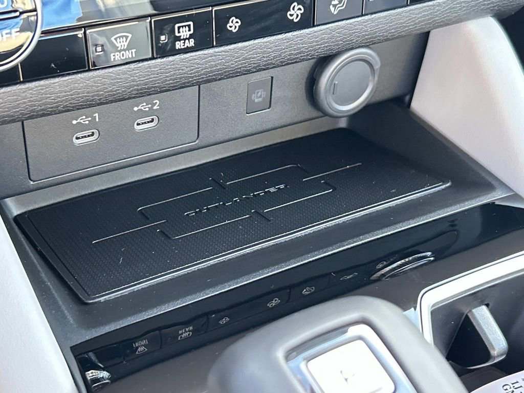 New 2026 Mitsubishi Outlander SE FWD image 29
