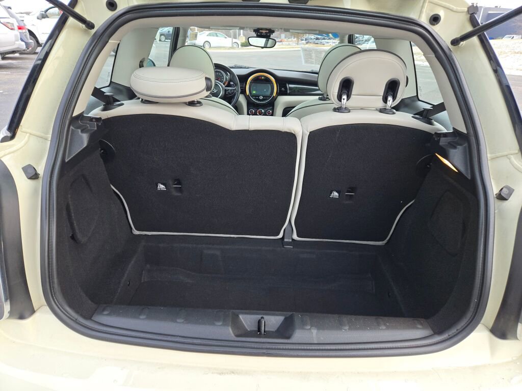 Used 2019 MINI Cooper S w/ Signature Upholstery Package image 13