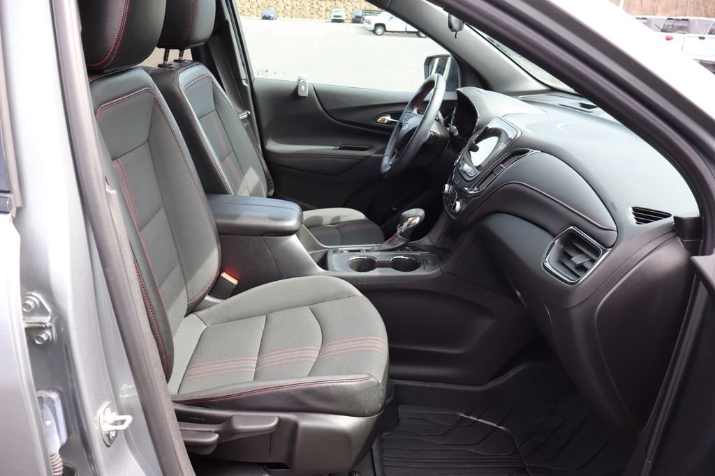 Used 2024 Chevrolet Equinox RS image 10
