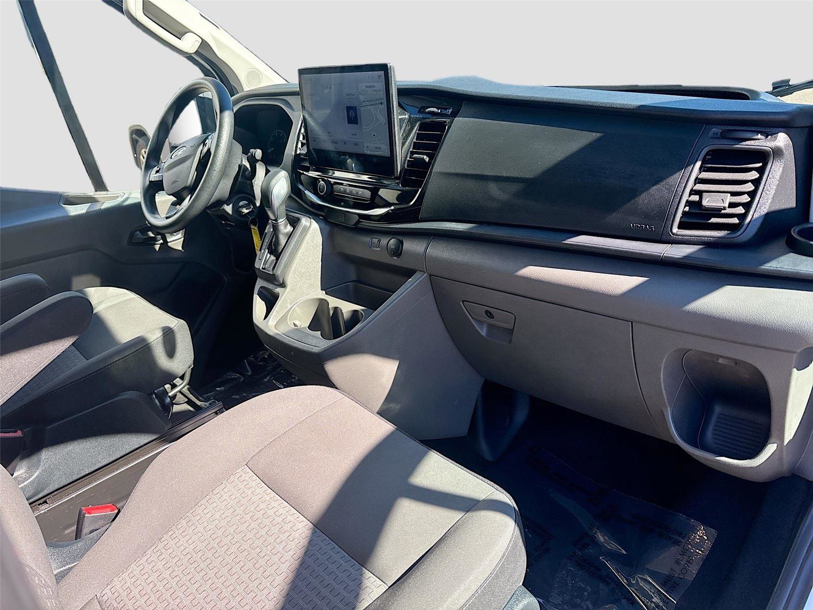 Used 2023 Ford Transit 350 XLT image 36