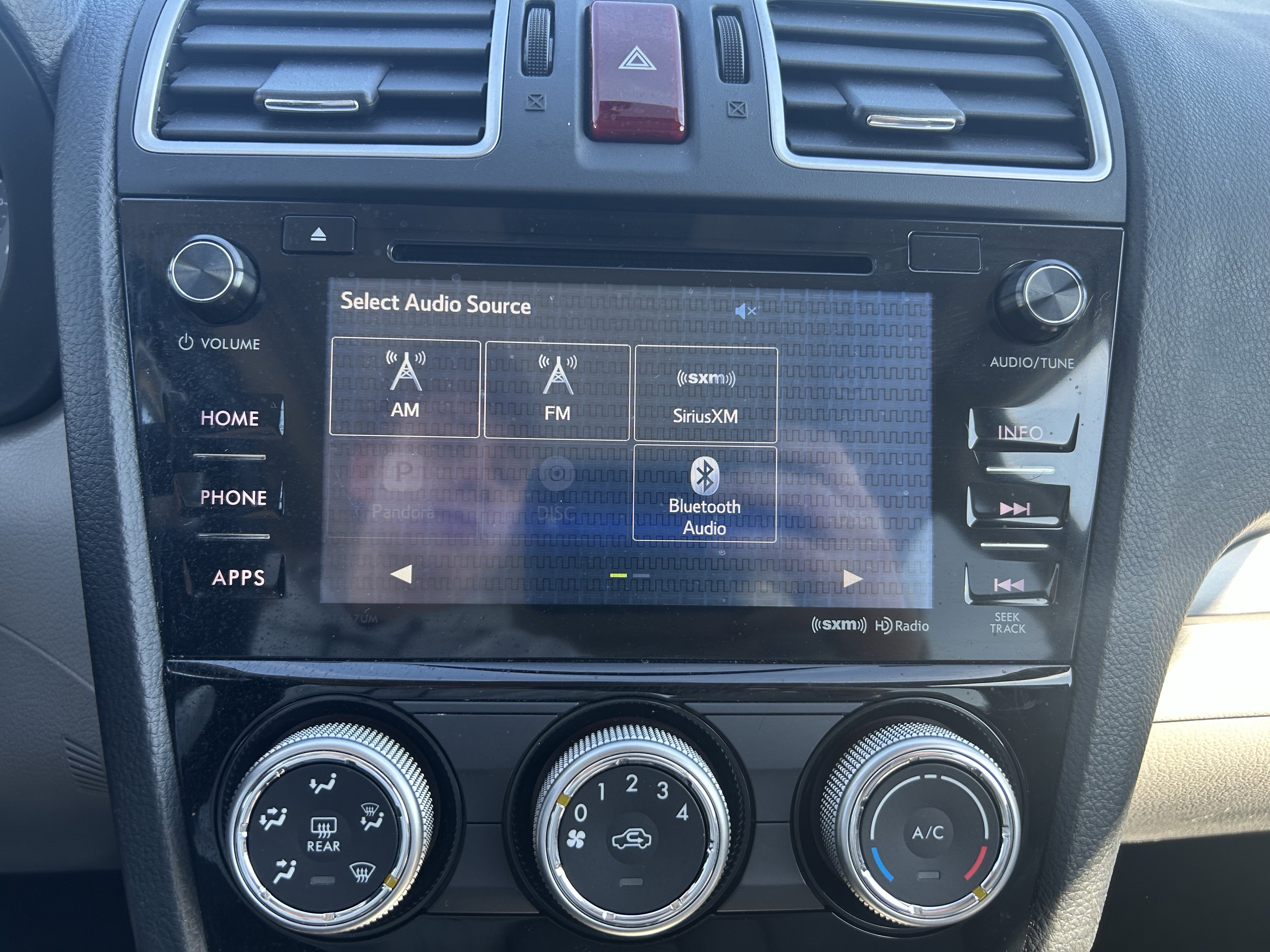 Used 2016 Subaru Forester 2.5i Premium image 14