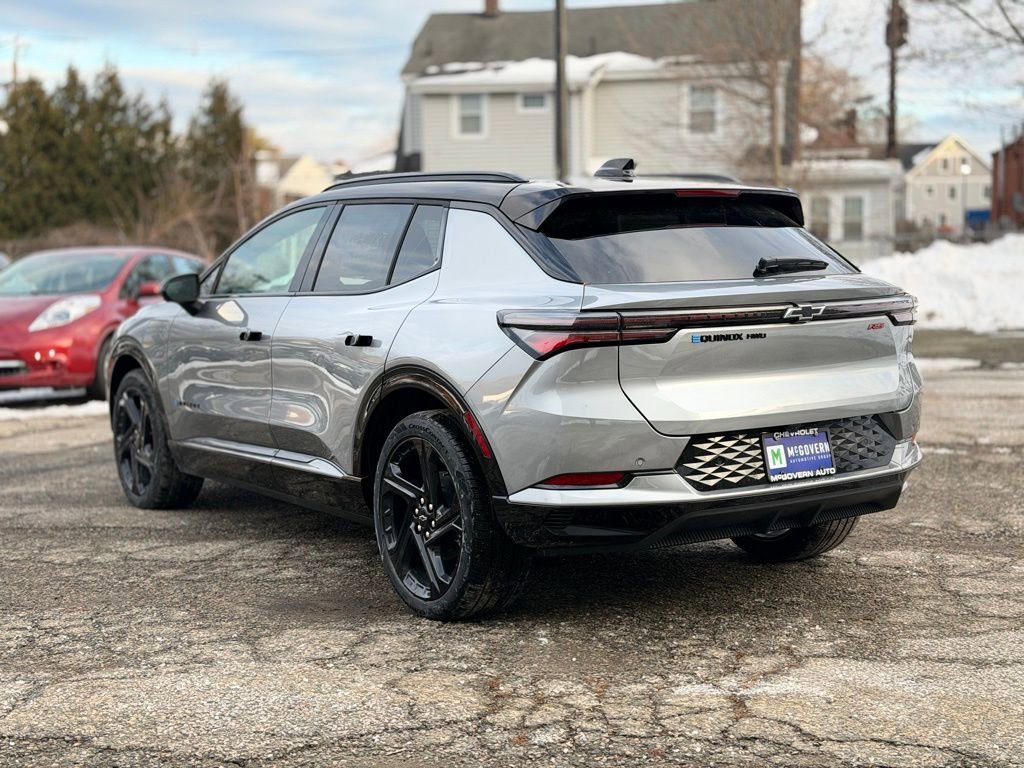 New 2026 Chevrolet Equinox EV RS image 4