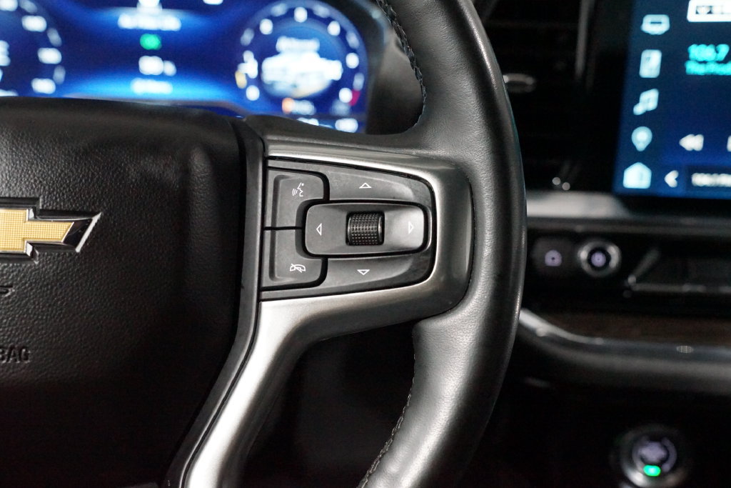 Used 2023 Chevrolet Silverado 1500 LT AWD/4WD image 14