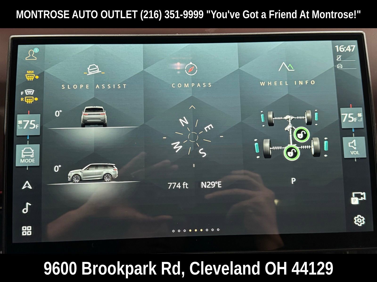 New 2026 Land Rover Range Rover Sport Dynamic SE image 23