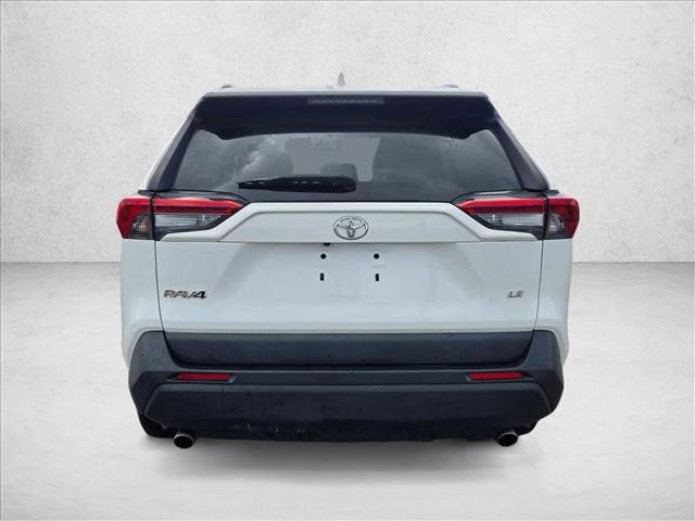 Used 2019 Toyota RAV4 LE image 6