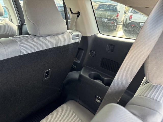 Used 2020 Toyota Highlander LE AWD/4WD image 28