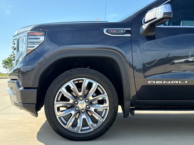 Used 2023 GMC Sierra 1500 Denali w/ Denali Reserve Package AWD/4WD image 5