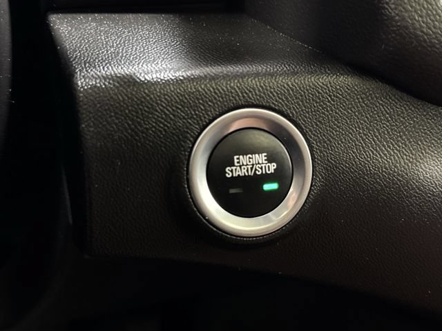 Used 2023 GMC Terrain SLT w/ LPO, Floor Liner Package FWD image 17