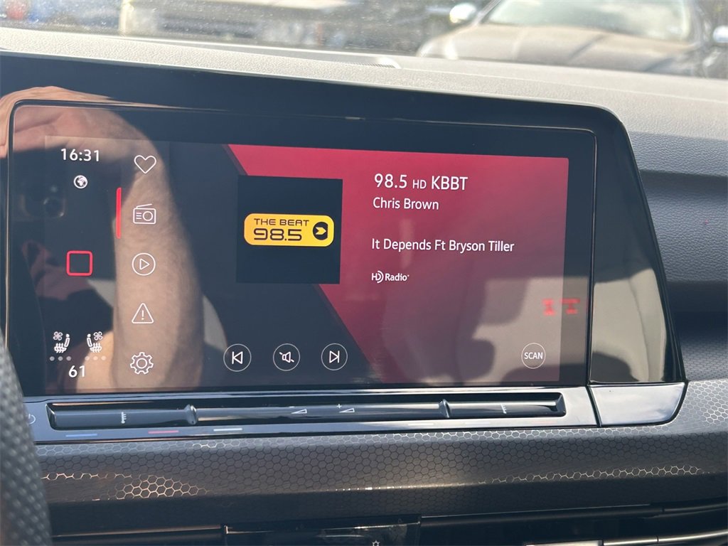 Used 2024 Volkswagen GTI SE image 35