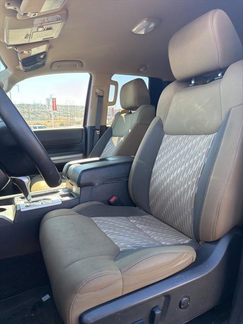 Used 2021 Toyota Tundra SR5 w/ TRD Off-Road Package image 16