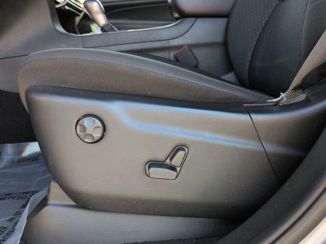 Certified 2021 Jeep Grand Cherokee Laredo w/ Security & Convenience Group image 23