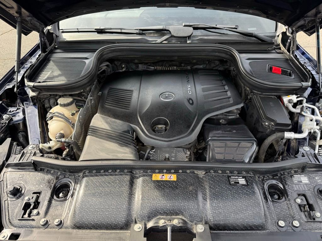 Used 2022 Mercedes-Benz GLS 450 4MATIC image 16