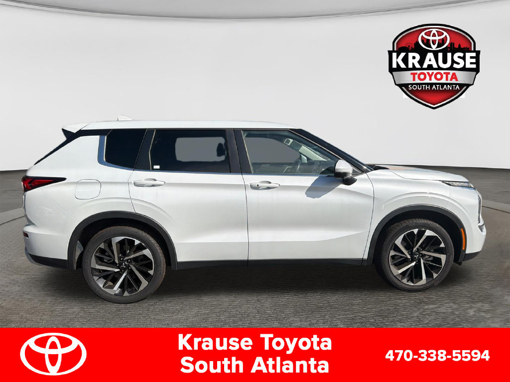 Used 2024 Mitsubishi Outlander SE FWD image 9