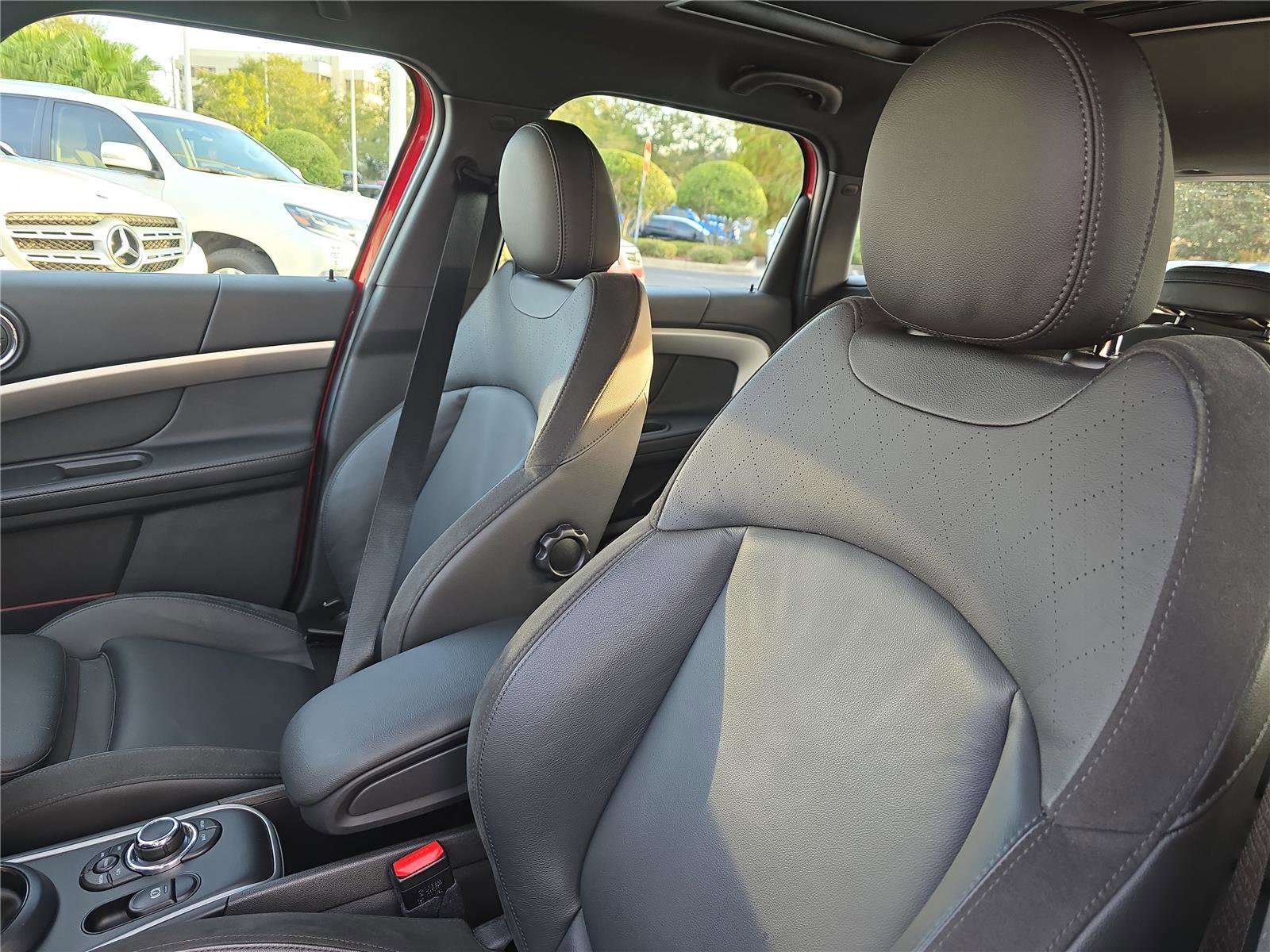 Used 2023 MINI Cooper Countryman S w/ Signature Upholstery Package image 14